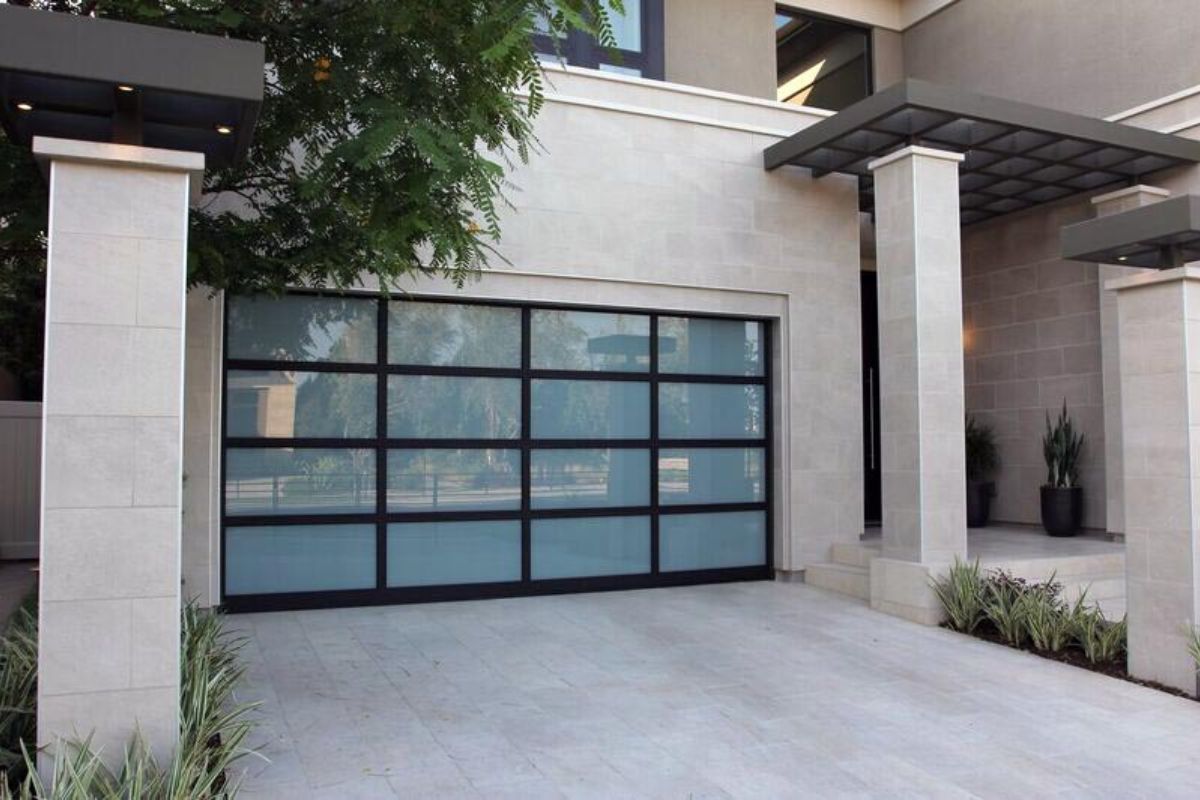Aluma aluminum garage door style 01 installed by Ace's in San Francisco