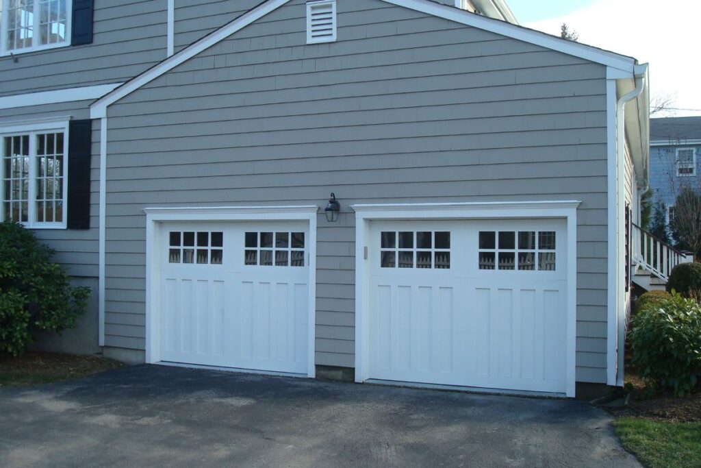Hörmann Garage Door Style 05 Hörmann garage door model 05 available through Ace's San Francisco